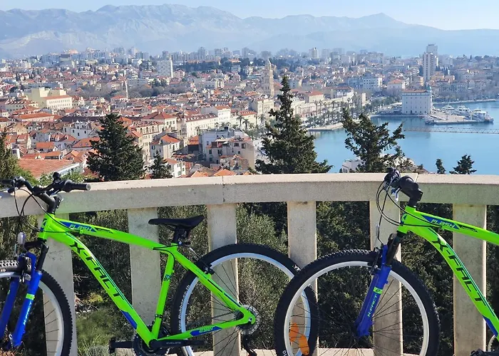 Imperium - With Terrace, Free Bikes