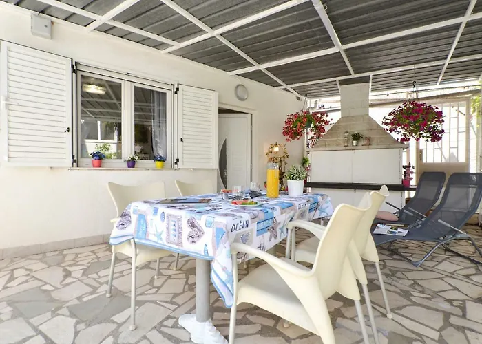 Апартаменти Imperium - With Terrace, Free Bikes